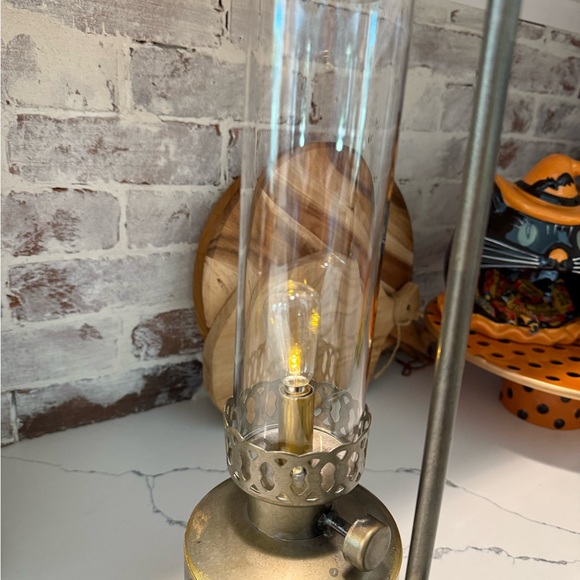 Handmade Artisan Architectural Metal Battery Operated Table Lamp - Picture 13 of 15